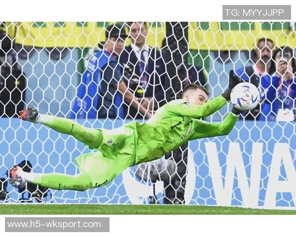 精彩回顾奥运会足球赛视频展现激情与荣耀的瞬间